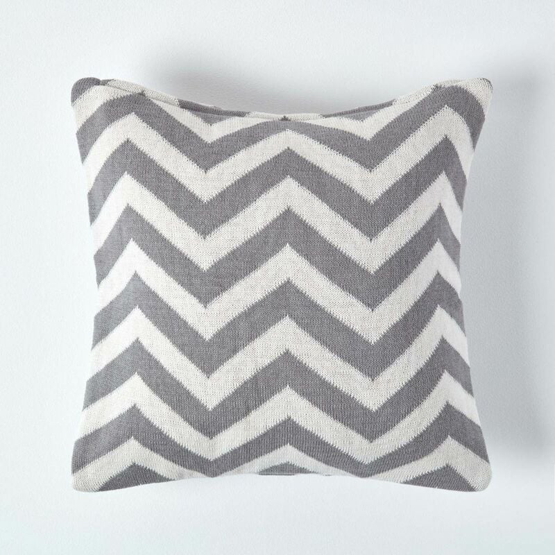Homescapes - Grey Geometric Cotton Knitted Cushion Cover, 45 x 45 cm - Grey