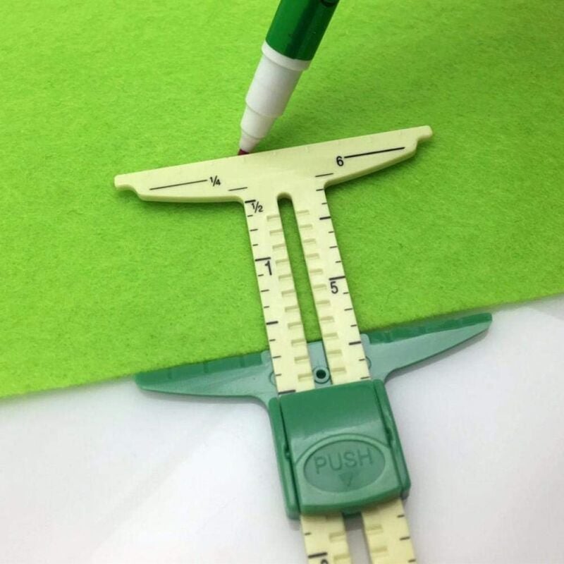T-forme Coulissante Jauge De Mesure De Machines à Coudre 5-en-1 De Machines à Coudre Règle Outil De Marquage Boutonnières Seam Allocation De Jauge De