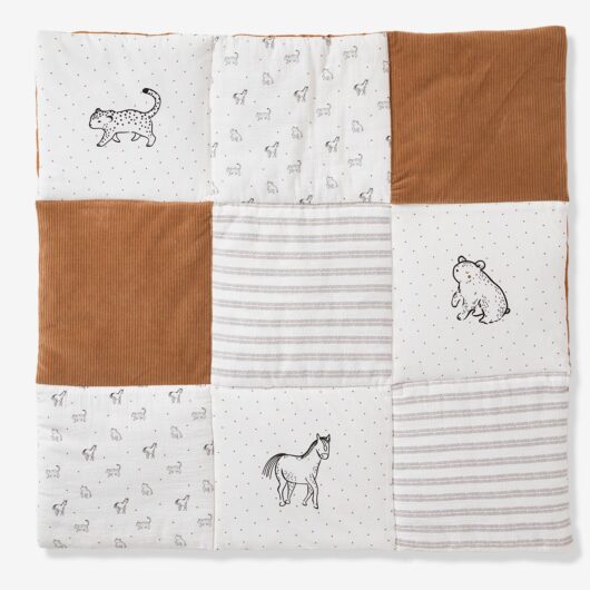 Patchwork Quilt, Little Nomad brown medium solid with design
