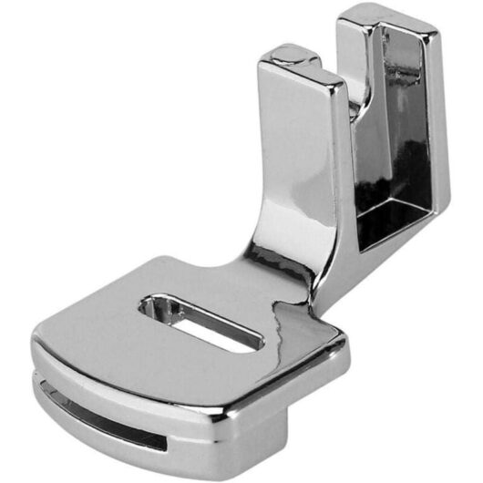 Universal threading foot for Alfa, Singer, Juki, Elna and Lidl sewing machines, low shank