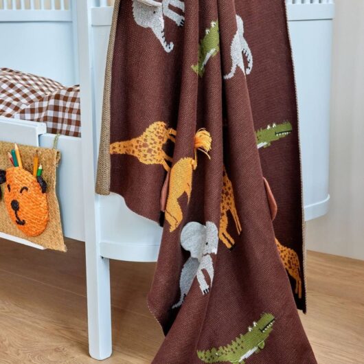 ANIMALS knitted baby blanket with 3D RICE details, Brown brown