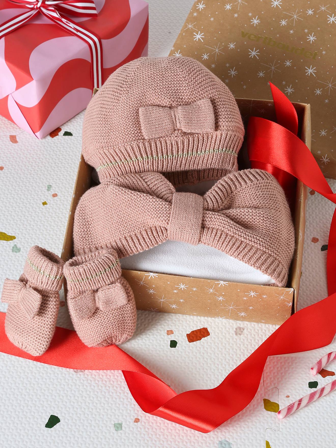 Christmas Set: Beanie, Snood & Mittens for Babies rosy