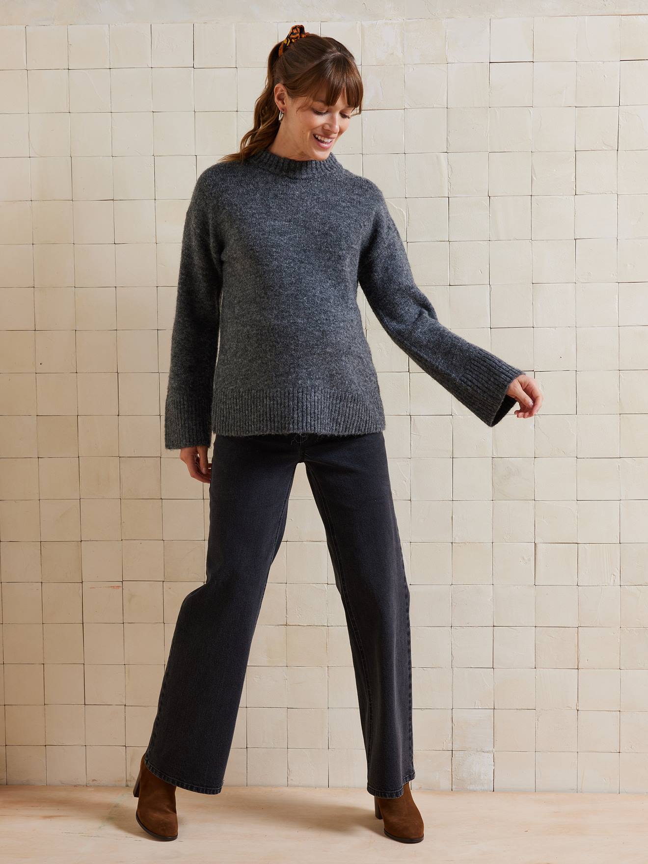 Round-Neck Jumper for Nursing, in Jersey Knit with Wool anthracite