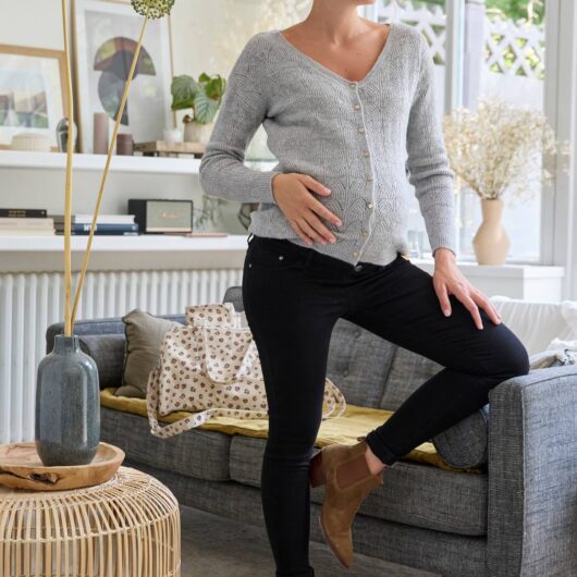 Skinny Leg Jeans for Maternity black
