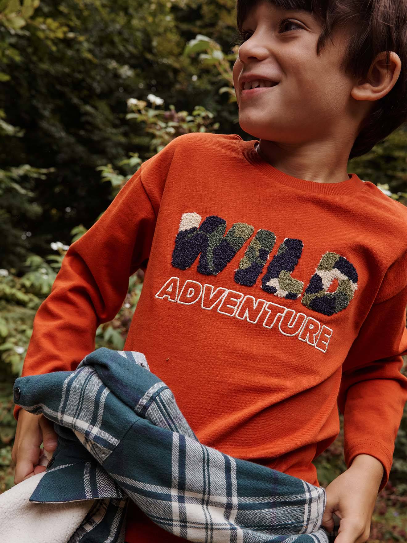 T-Shirt with Wild Motif in Bouclé Knit for Boys rust