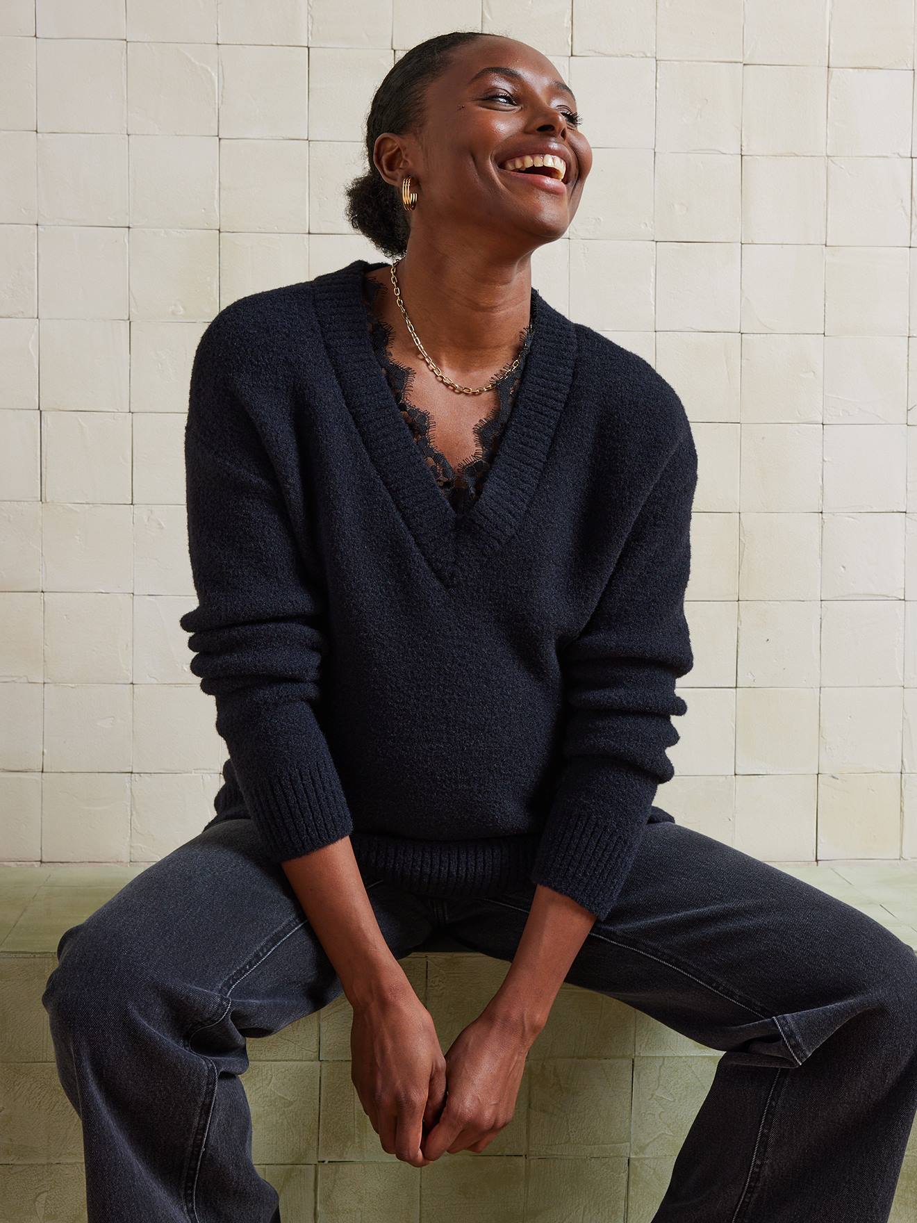 V-neck nursing clothes jumper in moss stitch and lace black