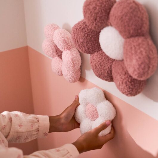 Set of 3 Flowers in Bouclé Knit printed pink
