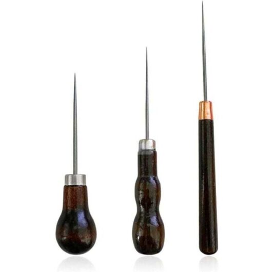 Set of 3 sewing tools including a leather punch, a leather punch and a wooden punch, for leather sewing and handmade leather DIY projects.