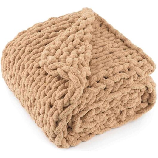 Chunky knit blanket, voluminous sofa throw, extra-large chair mat, handmade, 39 x 47 inches