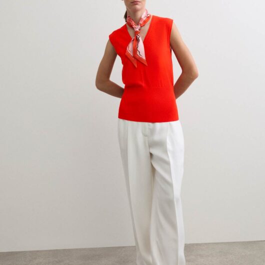 JAEGER Textured V-Neck Knitted Vest Tangerine