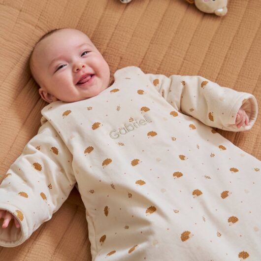 Sleeping Bag with Detachable Sleeves, Hedgehog printed beige