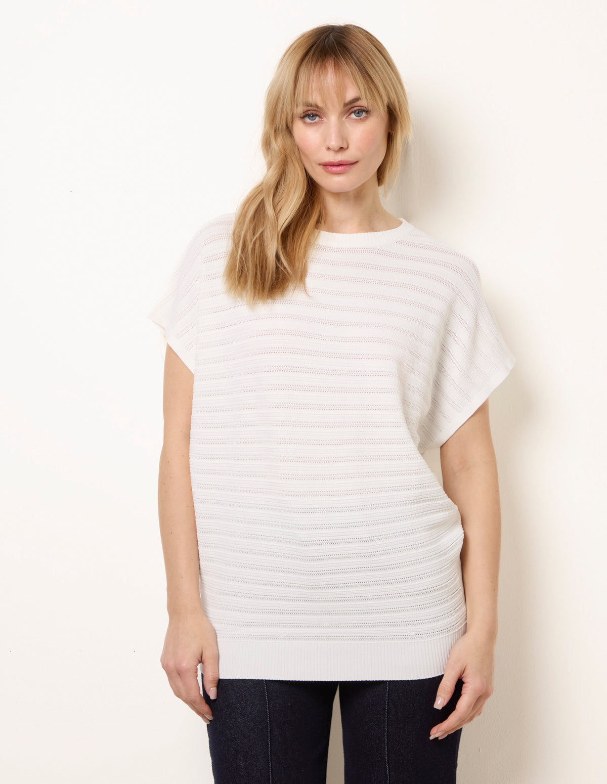 Textured Sleeveless Knit Top - S/M / IVORY