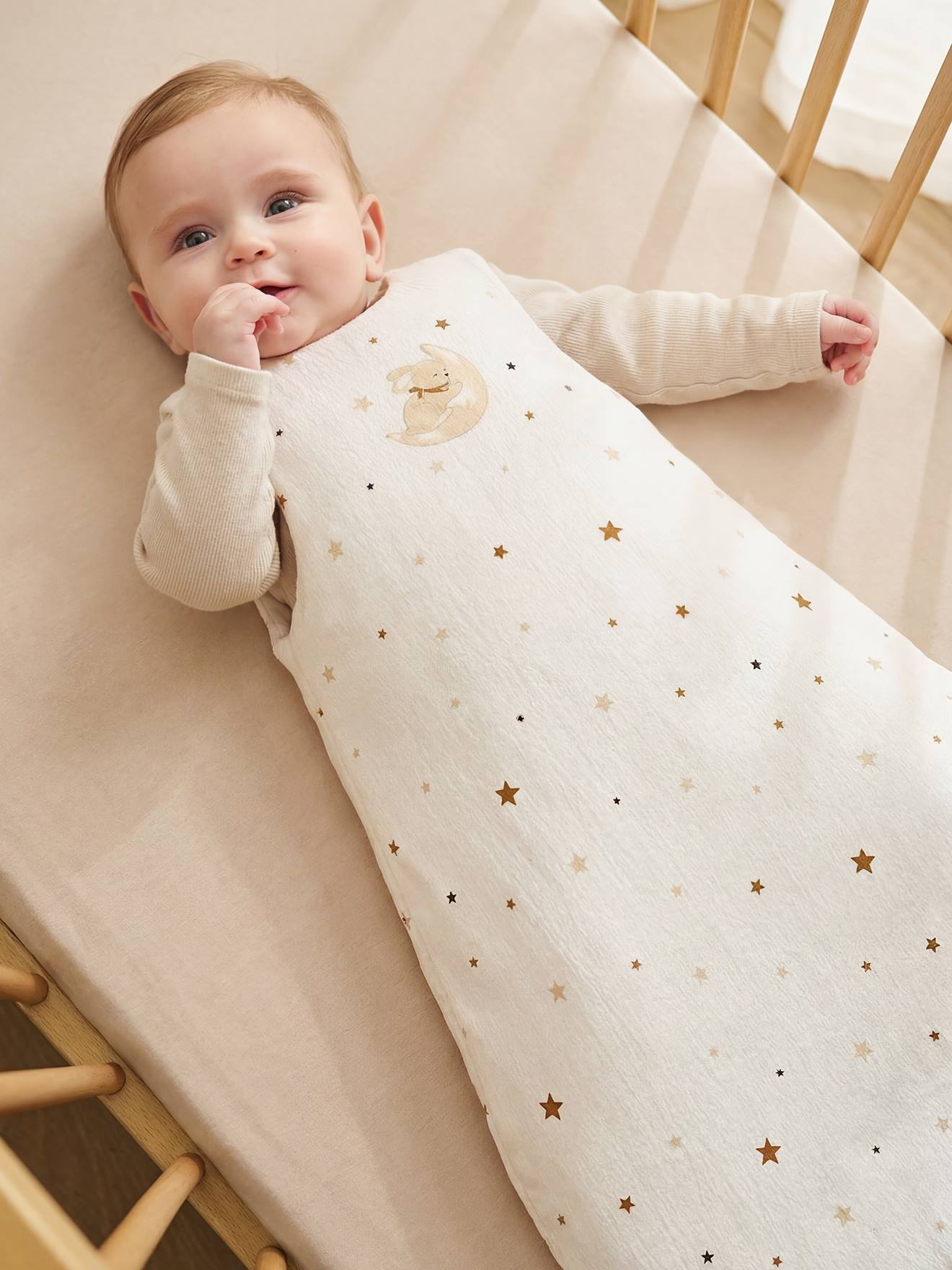 Baby sleeping bag in waffle knit jersey ecru