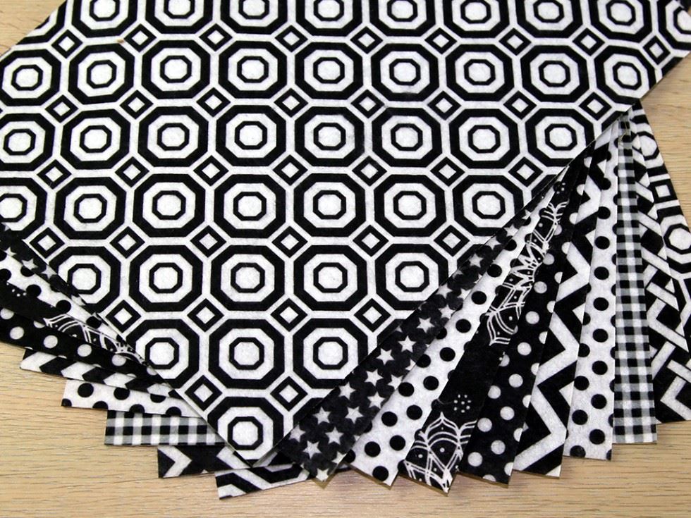 Camelot Fabrics Soft Felt Fabric Black & White