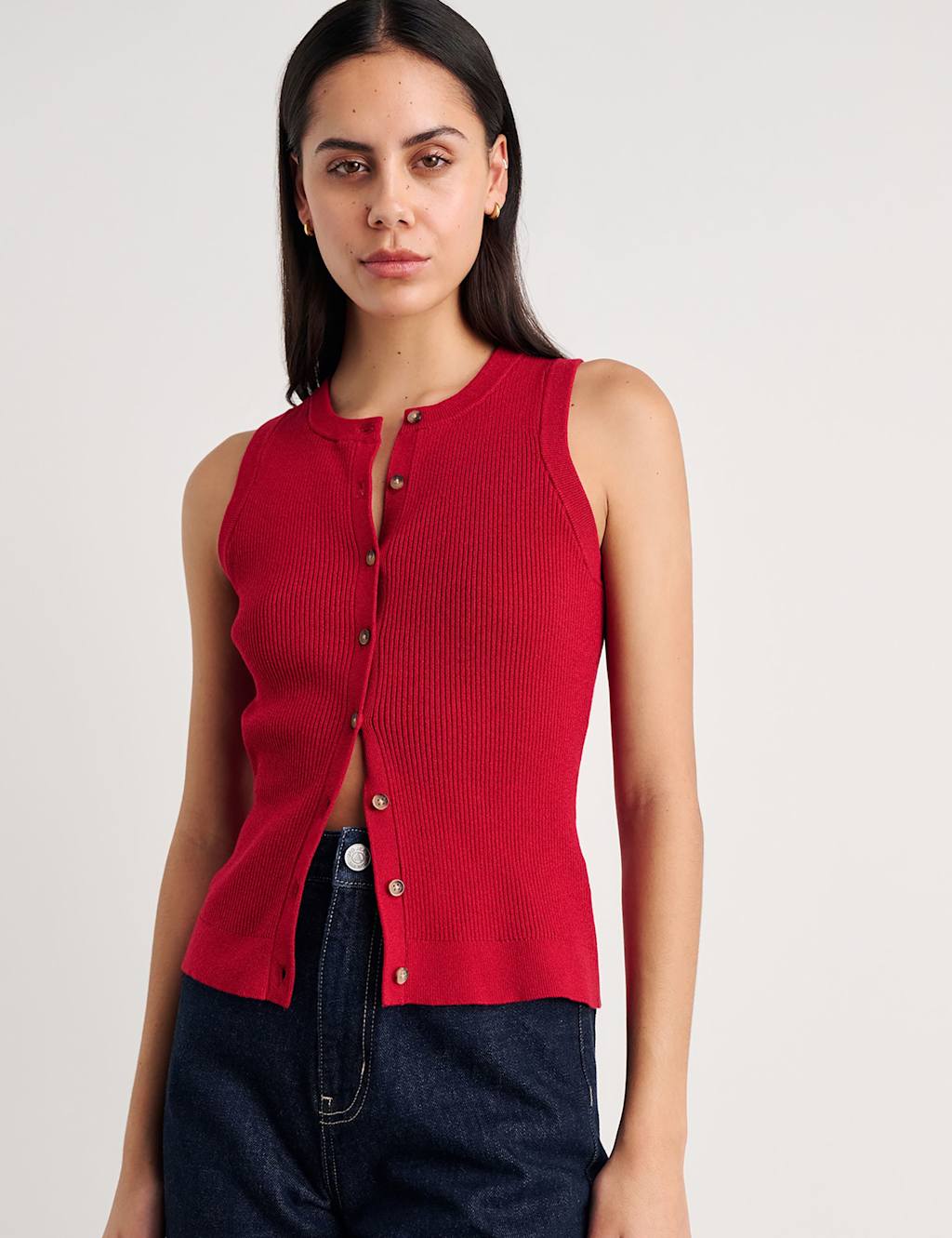 Jag Button Through Knitted Vest Red