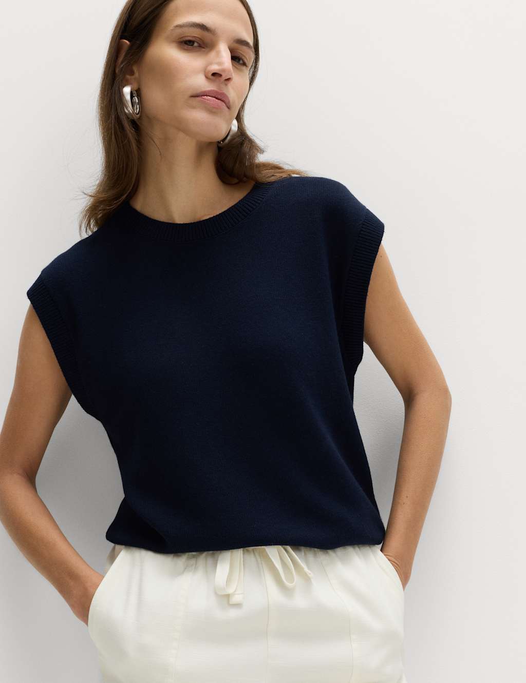 M&S Muscle Knitted Vest with Linen Midnight