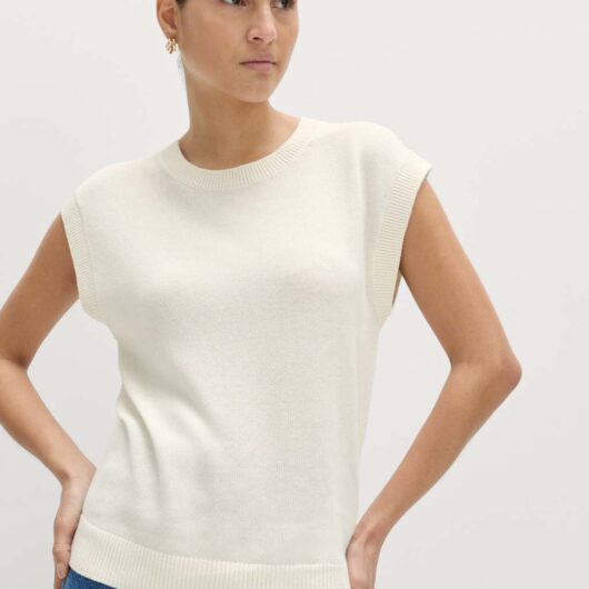 M&S Muscle Knitted Vest with Linen Soft White