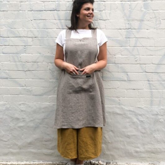 Tessuti Paper Sewing Pattern Apron